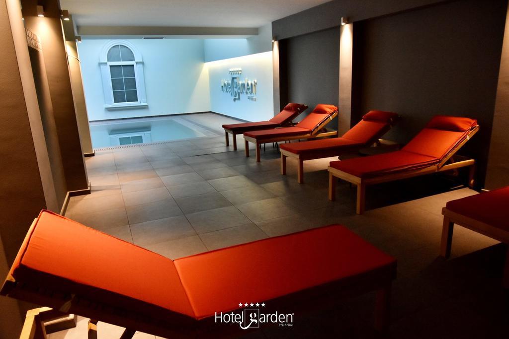 Hotel Garden Pristina Exterior photo